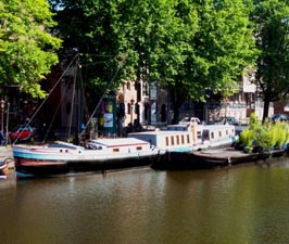 residential long term rental Amsterdam houseboat 